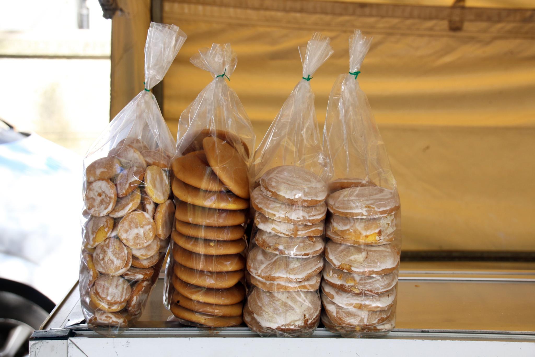 Marktstand mit Plätzchentüten
