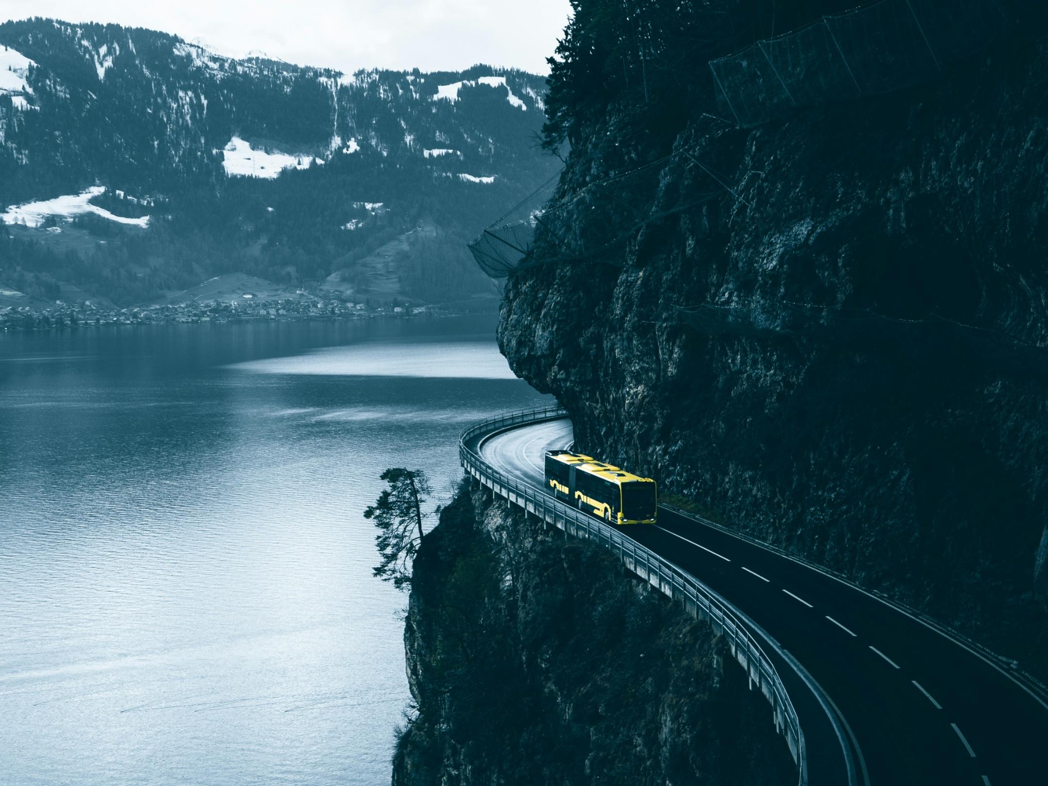 sandro-antonietti-JHMlN41jM0M-unsplash