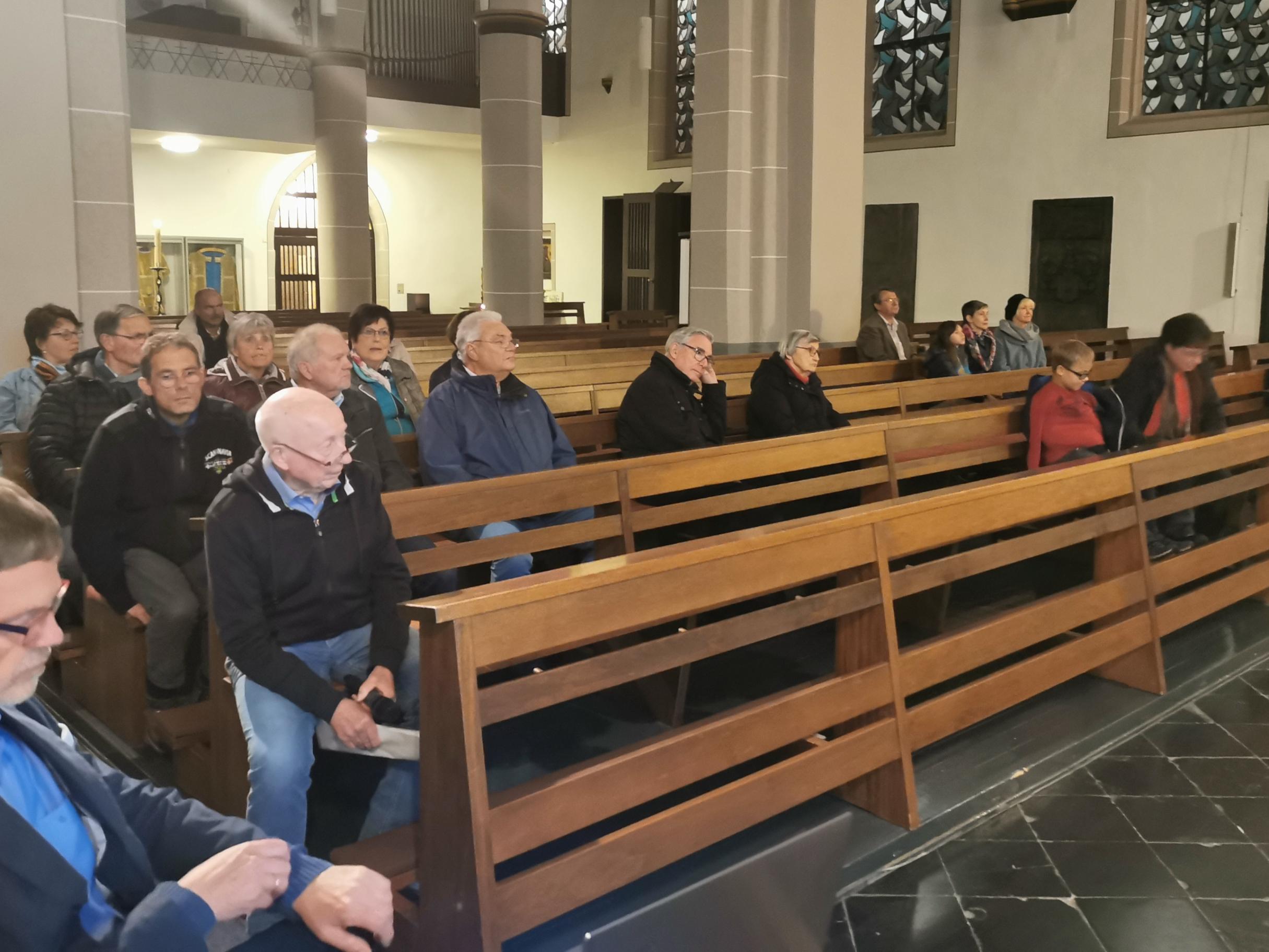 Bilder von der Nacht der offenen Kirchen 2019 in St. Severin Weisweiler (als PDF) (c) NOK 2019 Bilder von der Nacht der offenen Kirchen 2019 in St. Severin Weisweiler (als PDF)