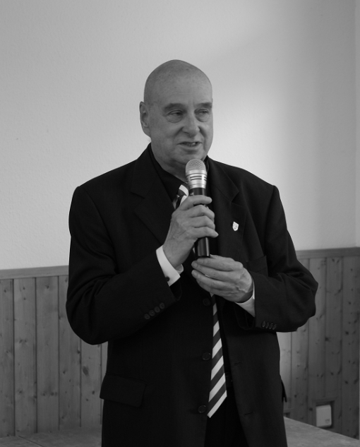 Pfarrer Marian Janke