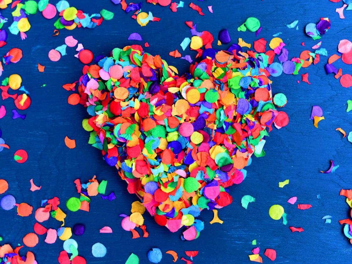 confetti-3863002_by_congerdesign_cc0-gemeinfrei_pixabay_pfarrbriefservice
