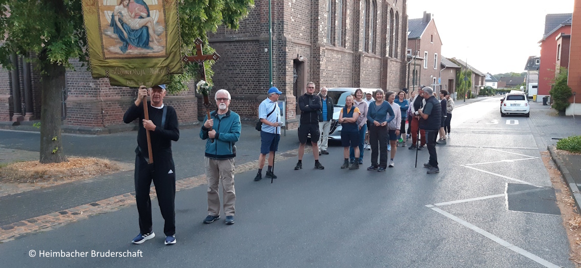 Start der Wallfahrt