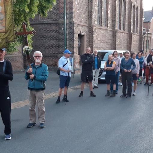 Start der Wallfahrt