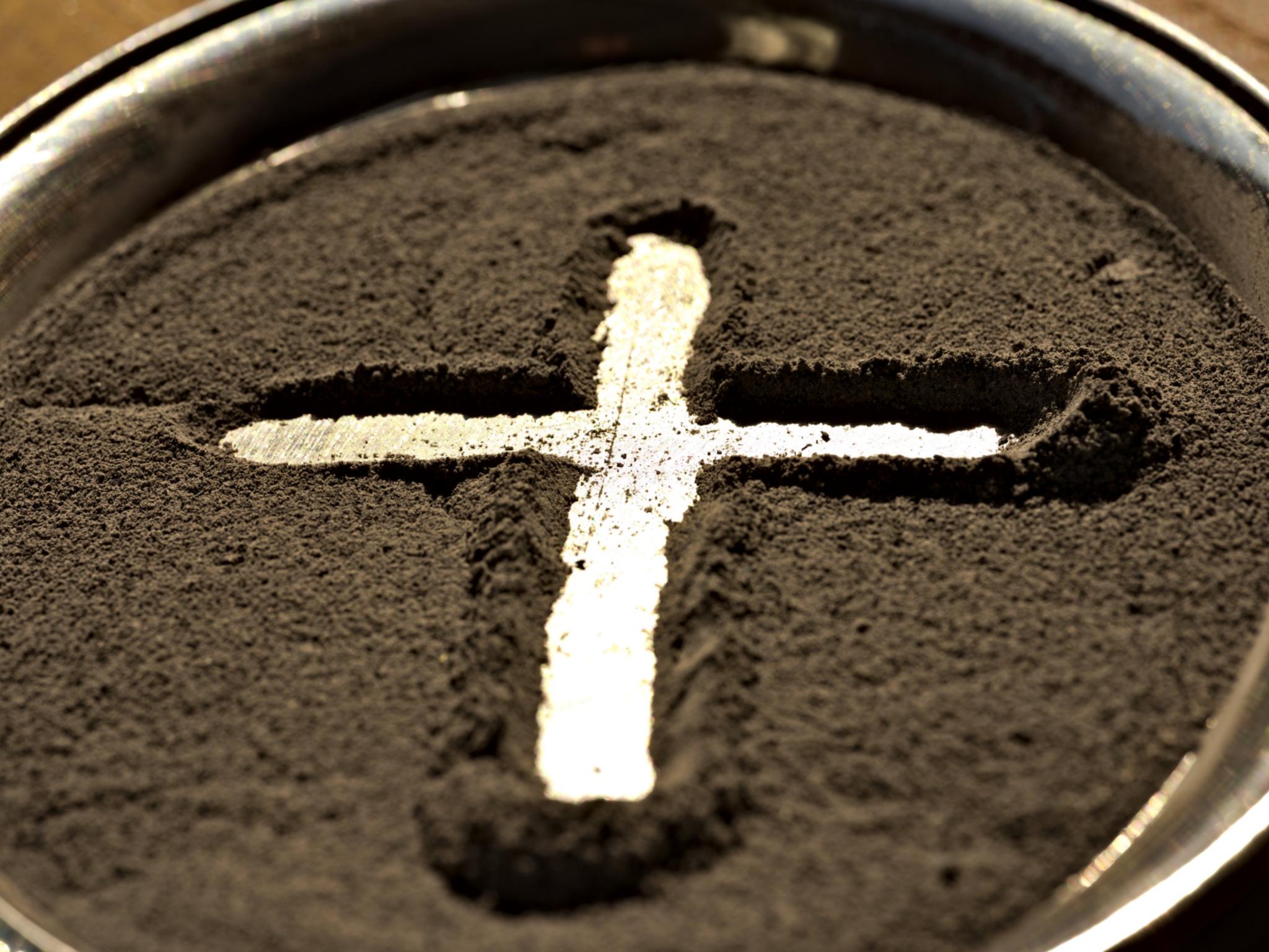 aschenkreuz_03_by_Christoph_Buchinger_pfarrbriefservice